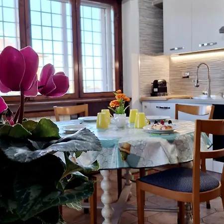 Sunset House * 로마